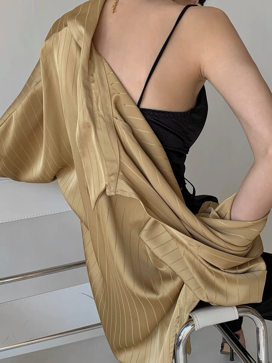 Minimal Muse Blouse
