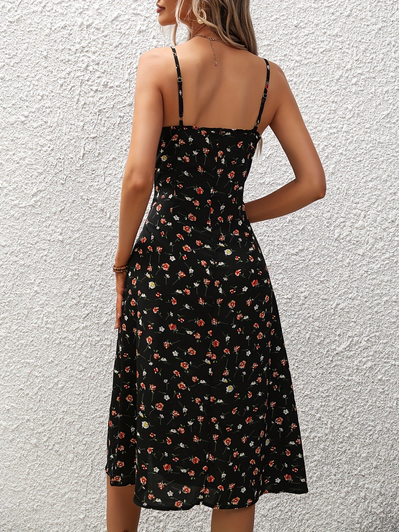 Classic Polka Dot Swing Dress – Feminine & Stylish