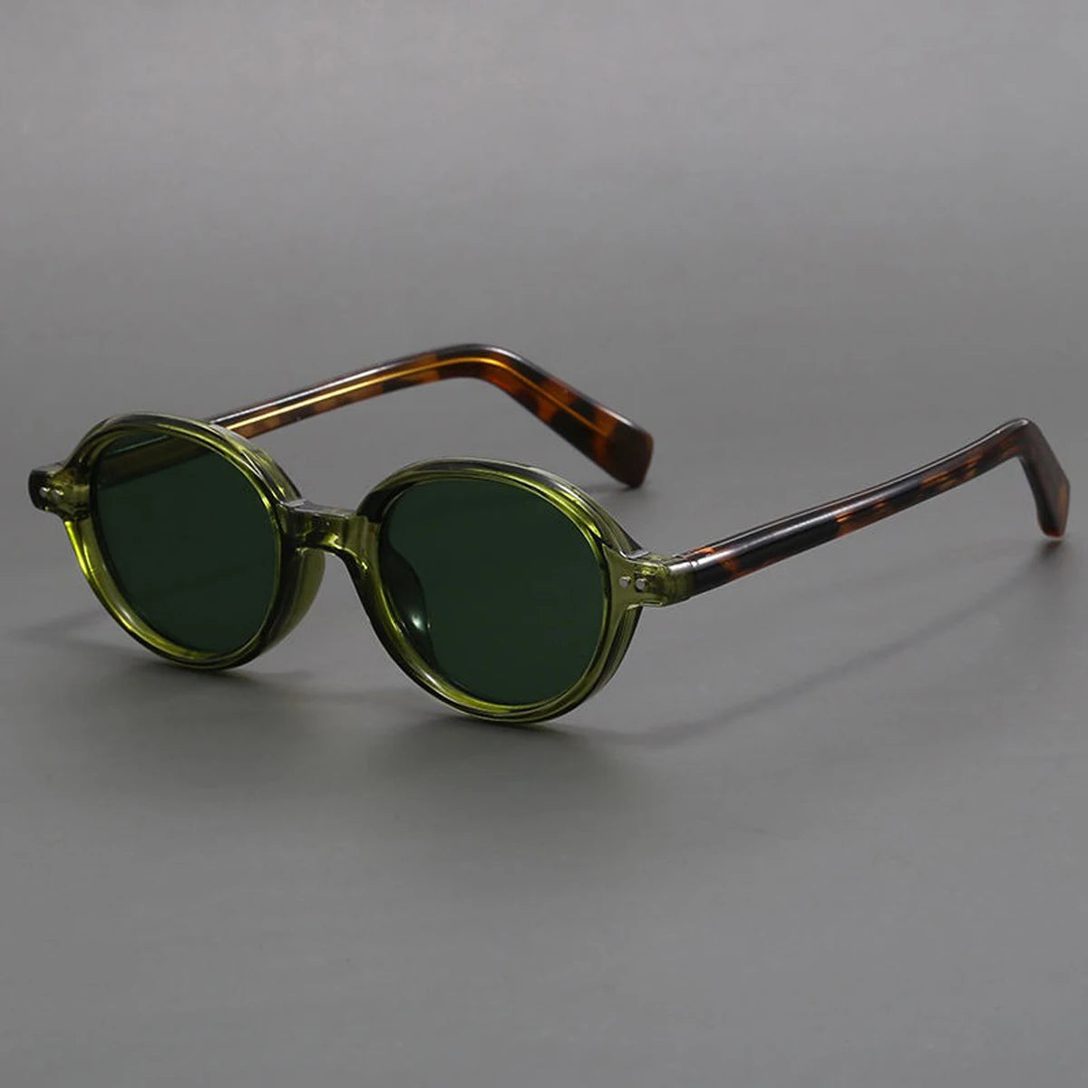 Retro Frame Sunnies